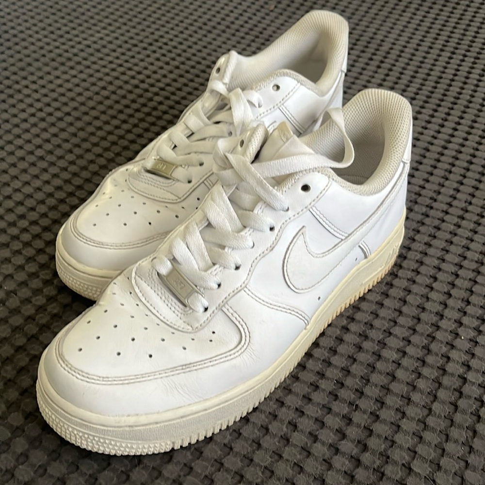Nike Air Force Sneakers